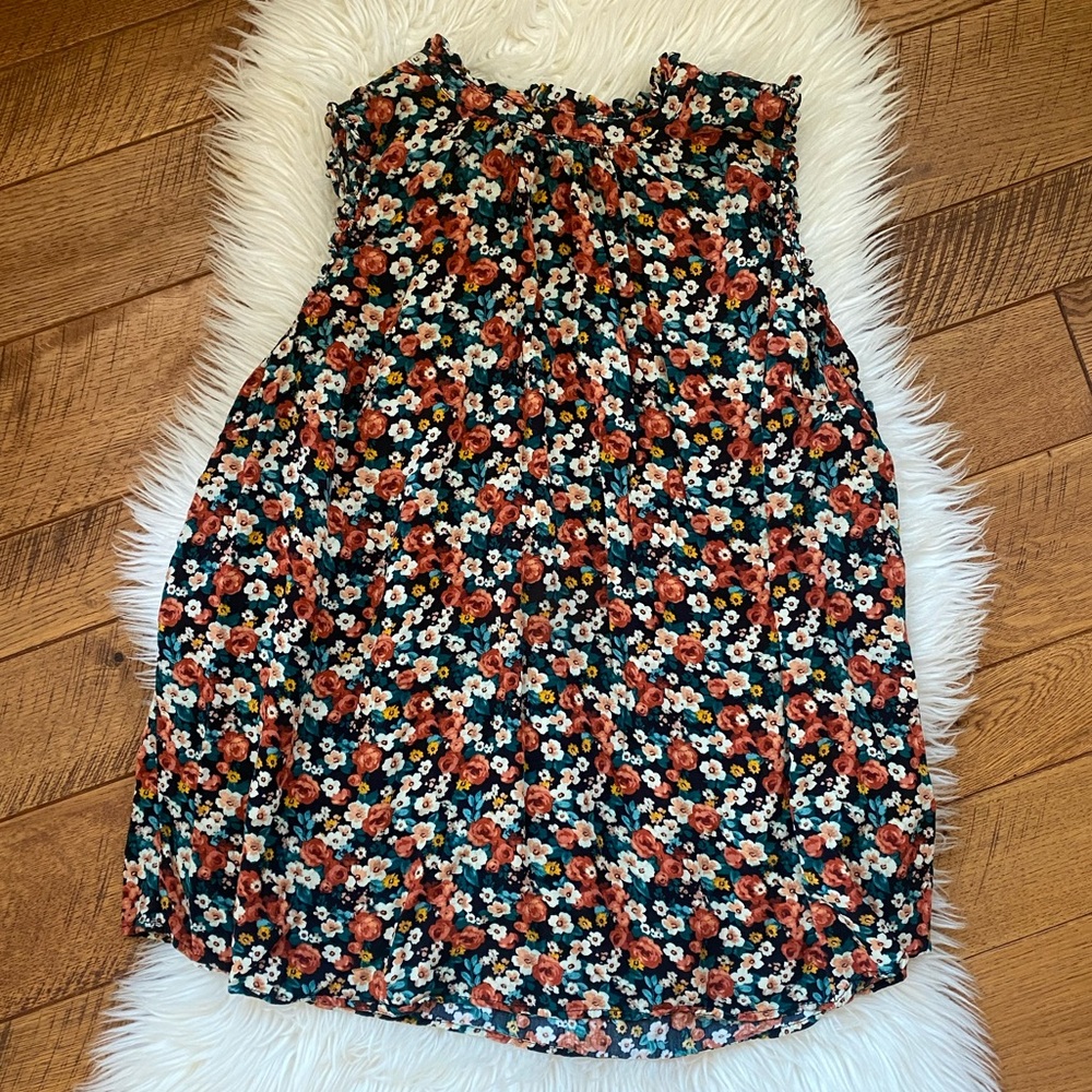 Torrid sleeveless floral top